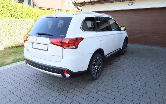 Mitsubishi Outlander cena 85000 przebieg: 56500, rok produkcji 2016 z Jutrosin małe 254